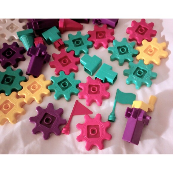 Learning Resources GEARS GEARS GEARS - 65pc STEM Set - Open Box - No Instuctions - Picture 3 of 4